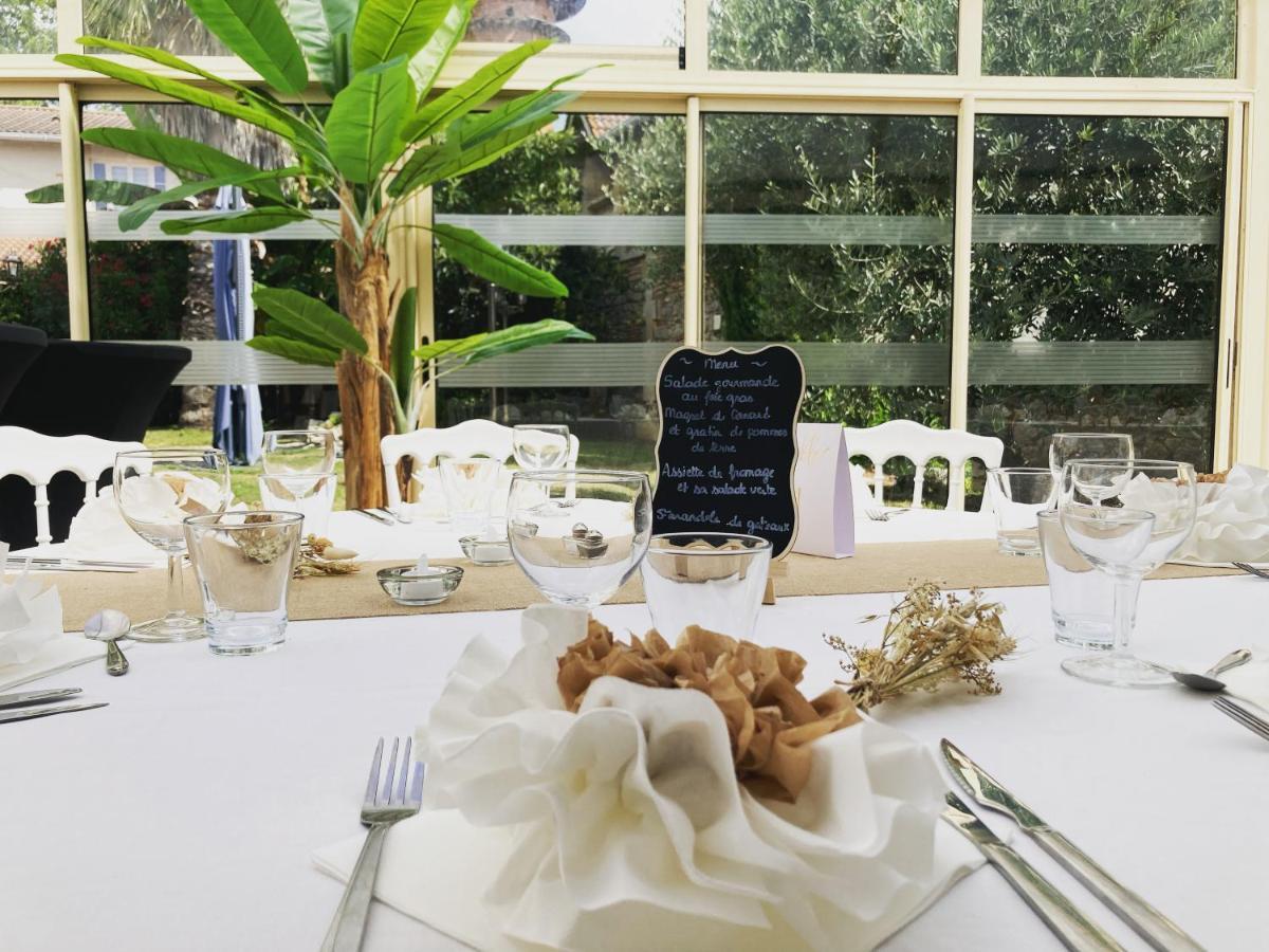 מלון Clairac  Chateau Marith - Etablissement Climatise Avec Piscine מראה חיצוני תמונה